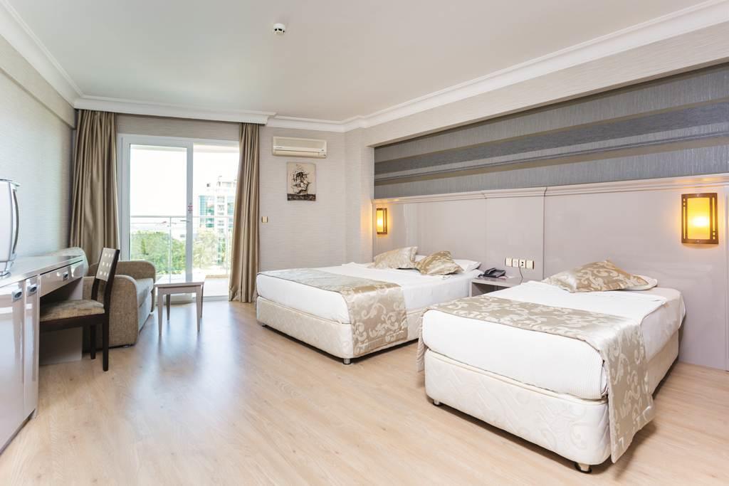 Garden Of Sun Hotel Didim Quarto foto